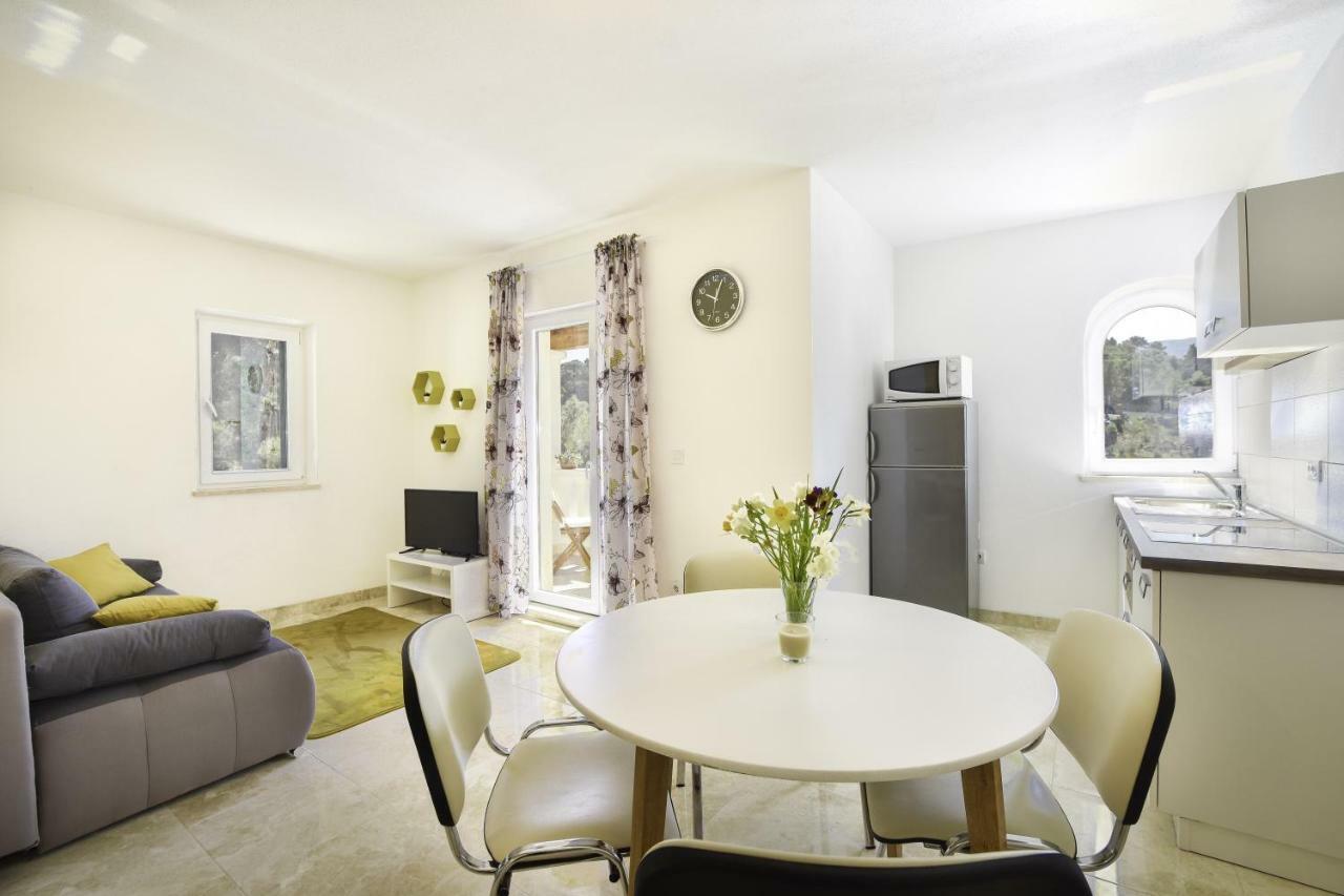 Villa Mar 1 - Luxury Apartments Пучишча Екстериор снимка