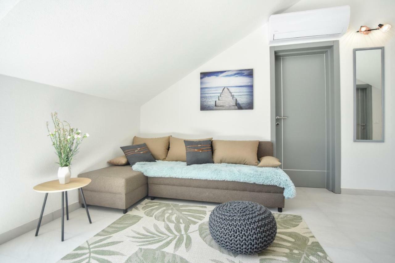 Villa Mar 1 - Luxury Apartments Пучишча Екстериор снимка