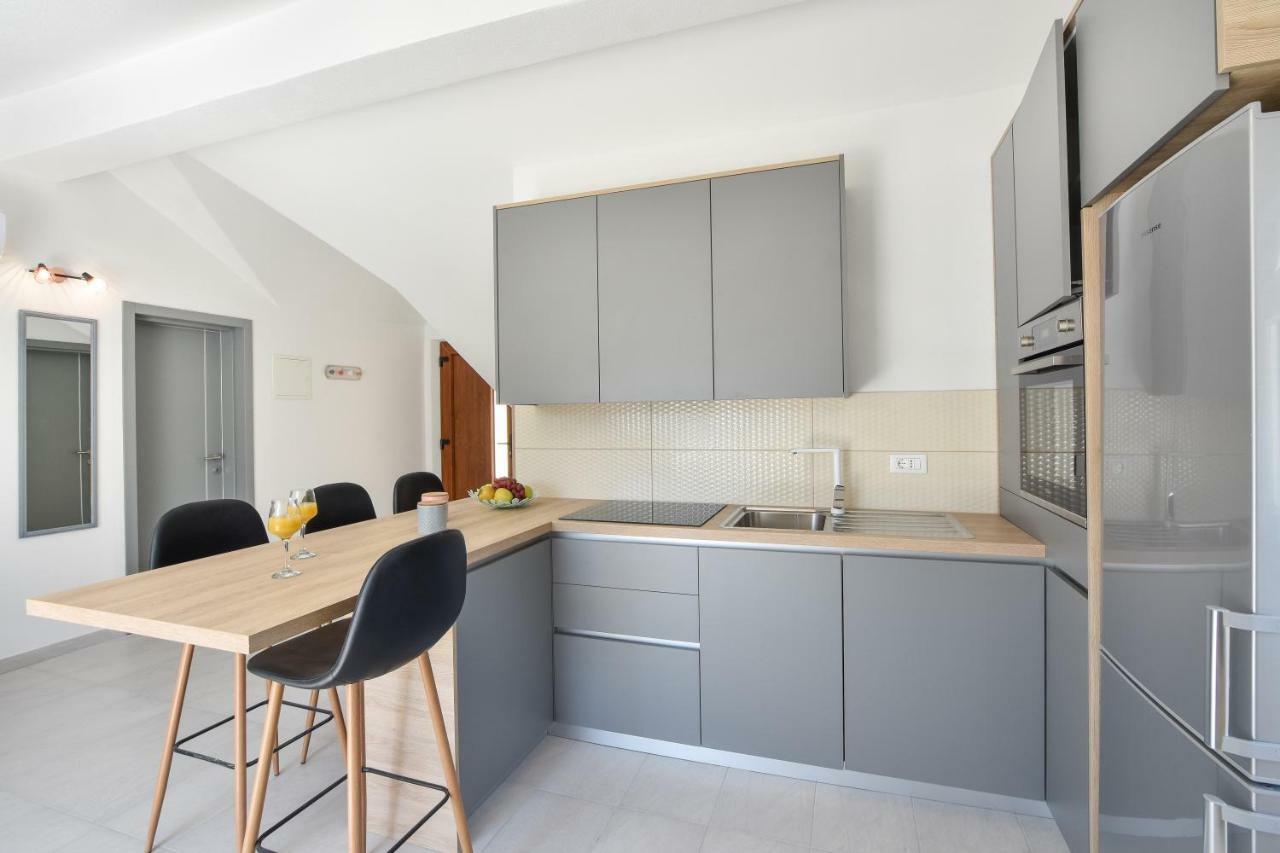 Villa Mar 1 - Luxury Apartments Пучишча Екстериор снимка