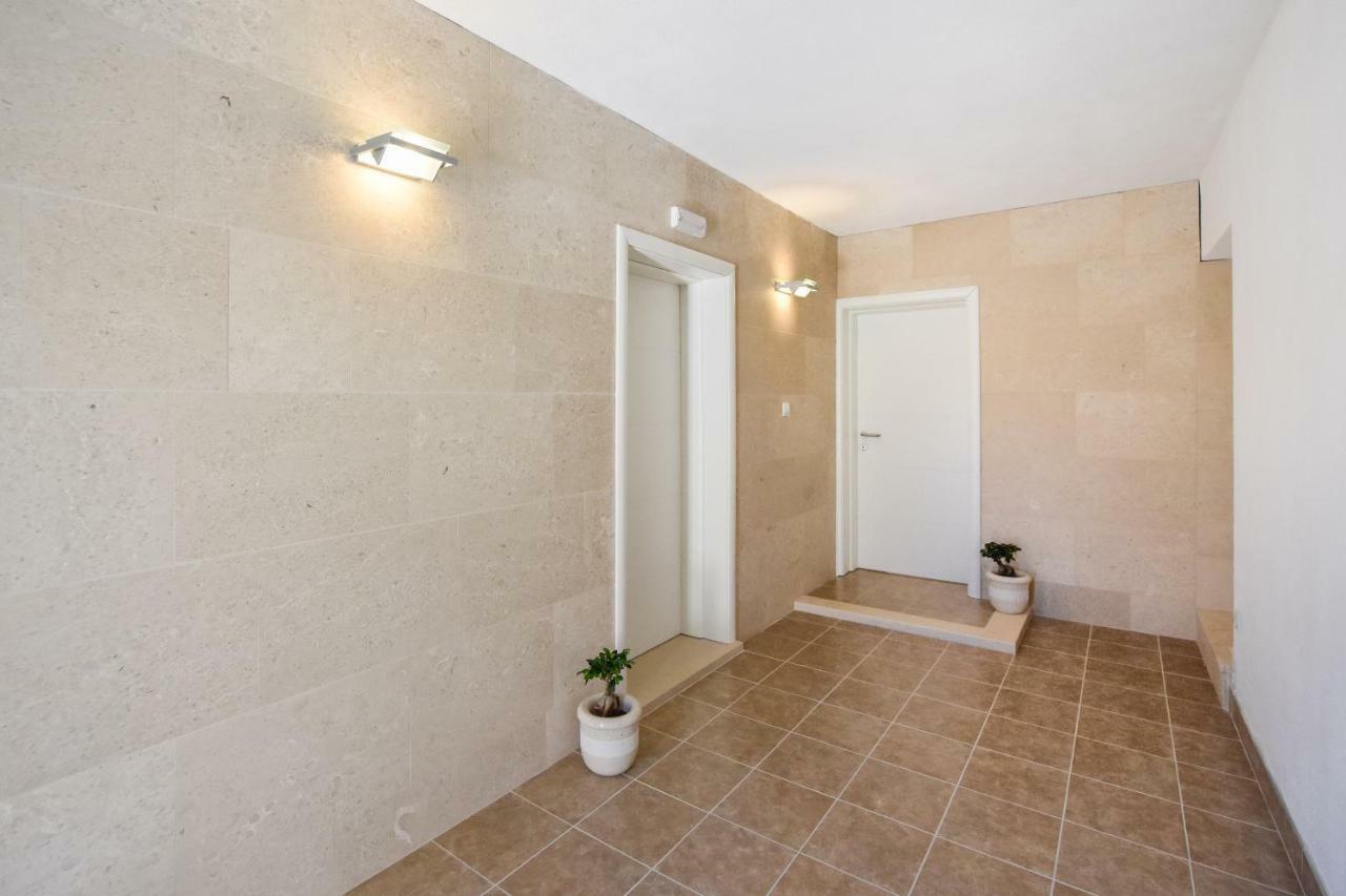 Villa Mar 1 - Luxury Apartments Пучишча Екстериор снимка