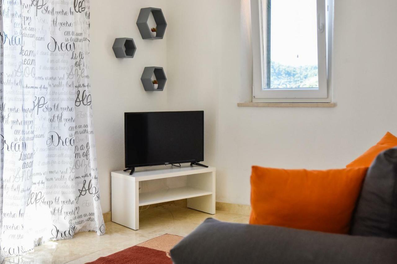 Villa Mar 1 - Luxury Apartments Пучишча Екстериор снимка